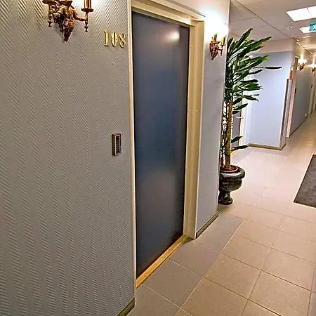 Hotel Mango 3*