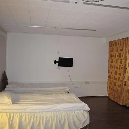 Mango 3* Tampere