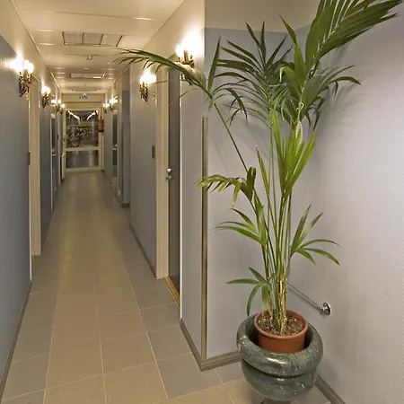 Ξενοδοχείο Mango Τάμπερε